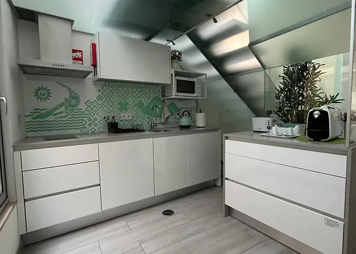 Casa Do Cais בית הארחה אבאירו