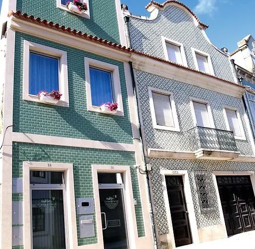 Casa Do Cais 4*